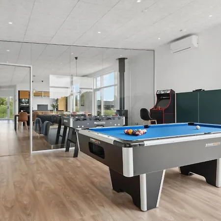 5 Bedroom Pet Friendly In Borkop * Børkop