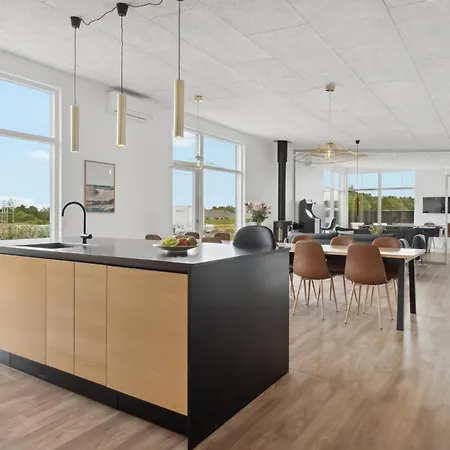 5 Bedroom Pet Friendly In Borkop بيت للعطل *