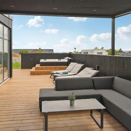 5 Bedroom Pet Friendly In Borkop * Børkop