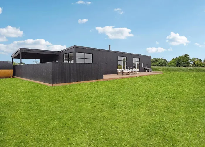 5 Bedroom Pet Friendly In Бёркоп